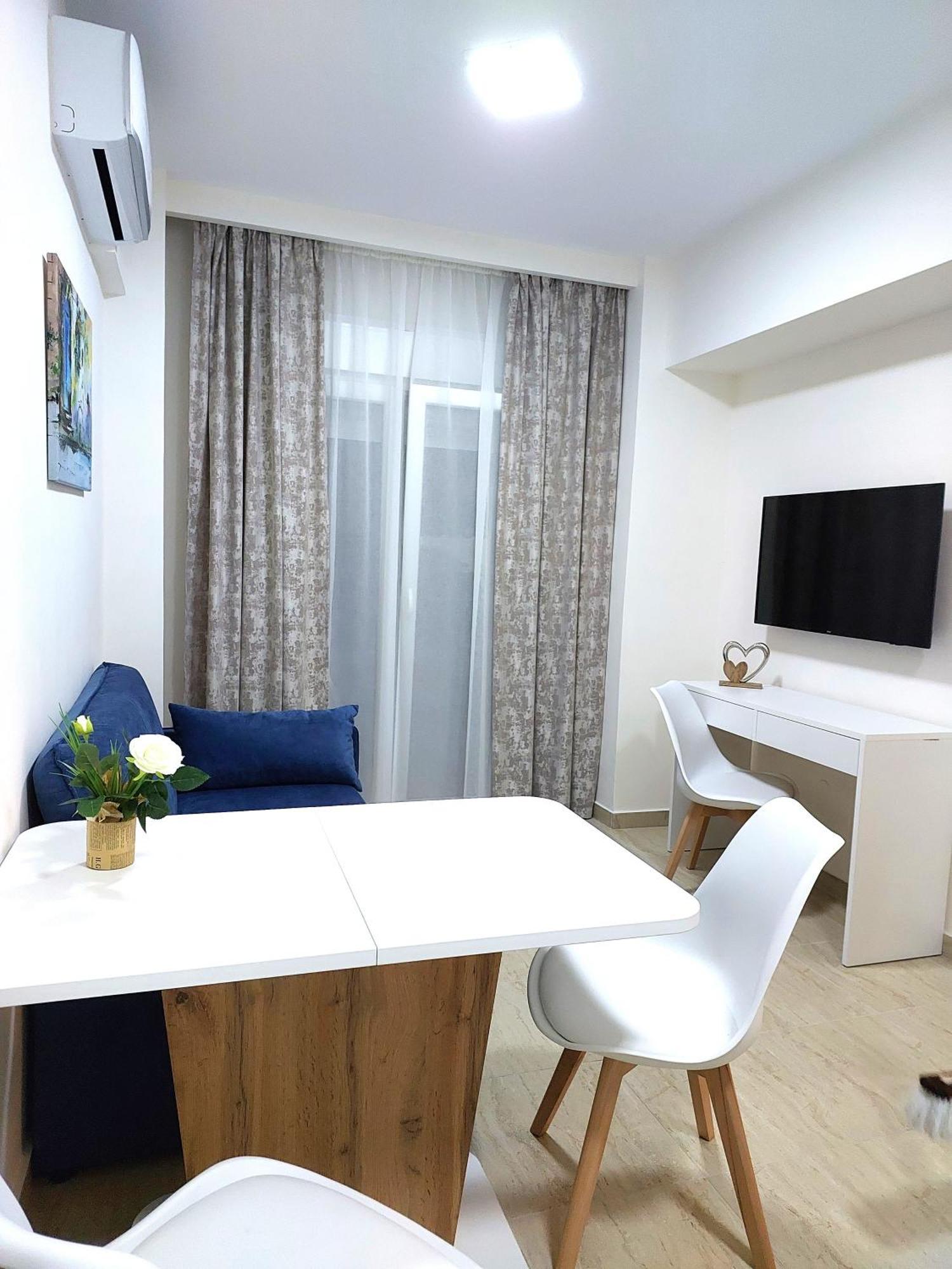 Navarino Luxe Suites Переа Экстерьер фото